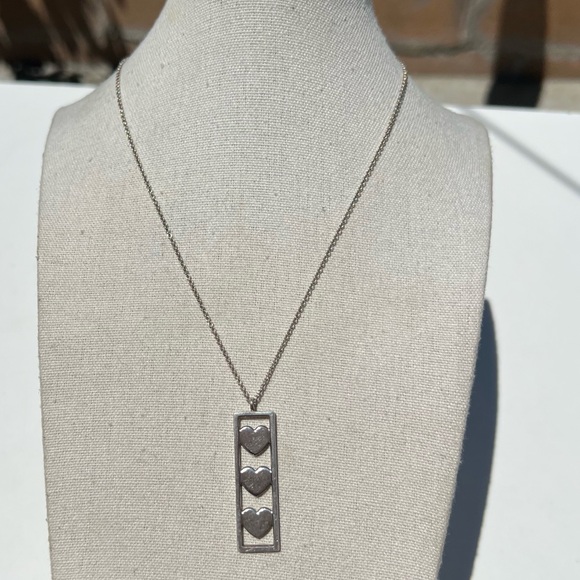 TIFFANY&Co. Tiffany Triple Heart Plate Necklace Silver 925 Women’s RARE - Picture 2 of 16